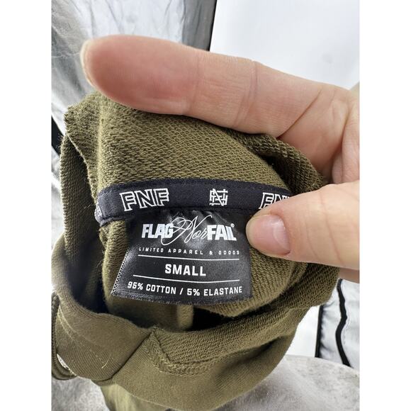 NEW Flag Nor Fail Small Women Cropped Hoodie Sweatshirt Graphic Print 7-1k - Picture 7 of 8